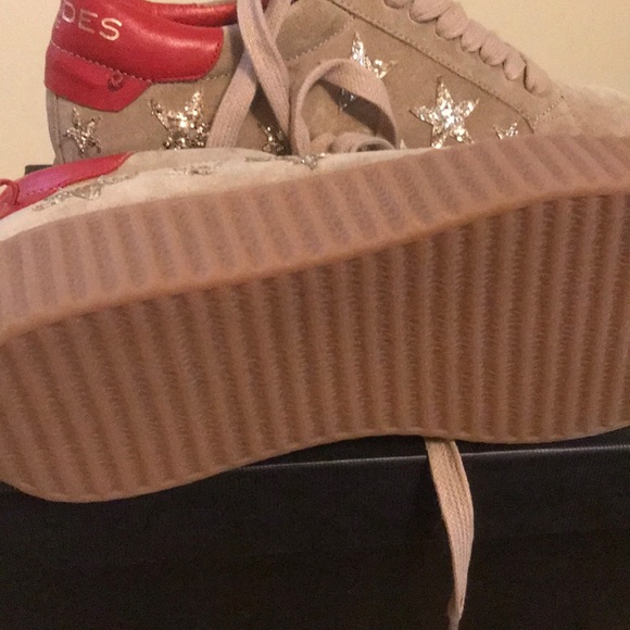 j slides soft pink metallic suedes - Picture 3 of 4